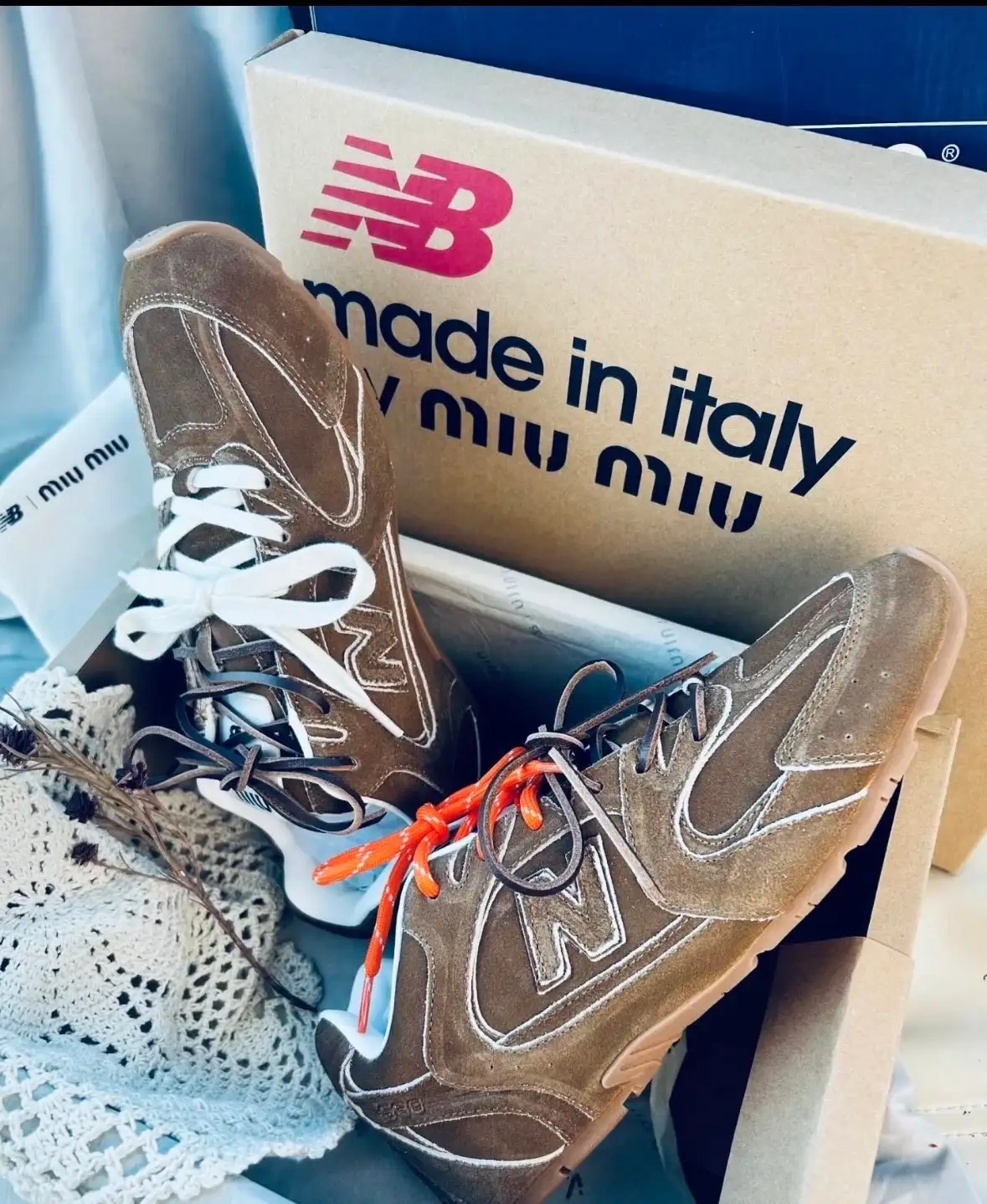 New Balance x Miu Miu MAYA Sneakers [4 styles] vista 4