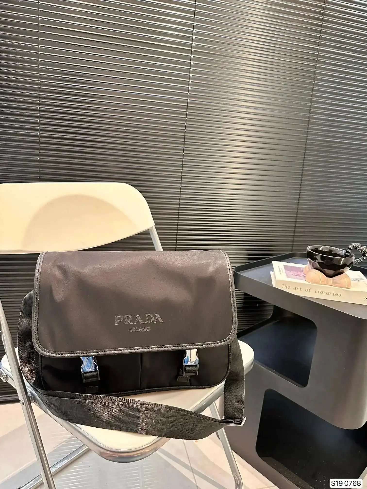 Prada Crossbody Bag vista 4