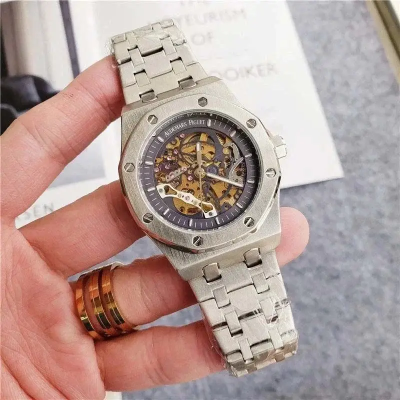 Serpenti Spiga Watch vista 4