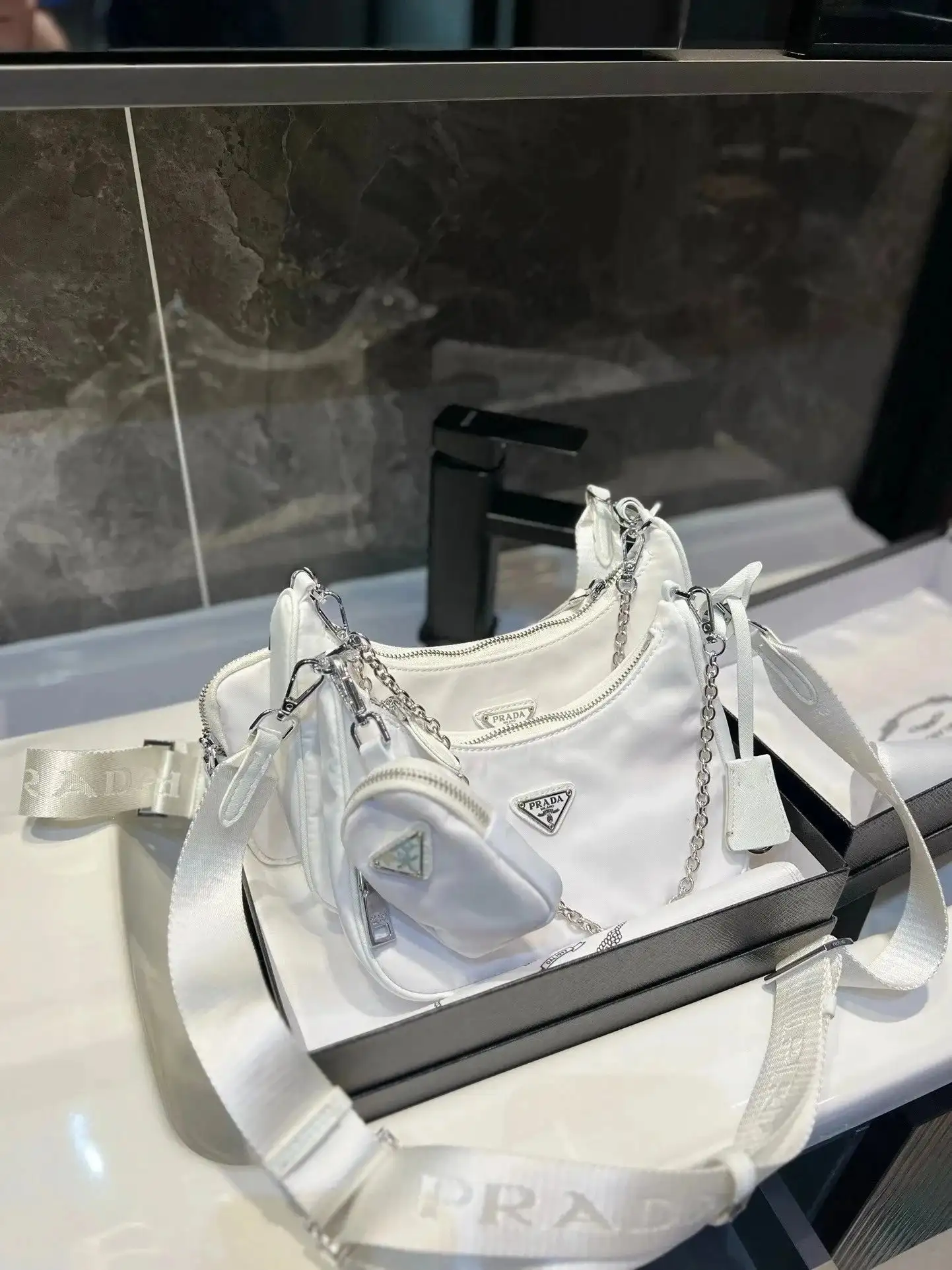Prada Shoulder Bag réplica