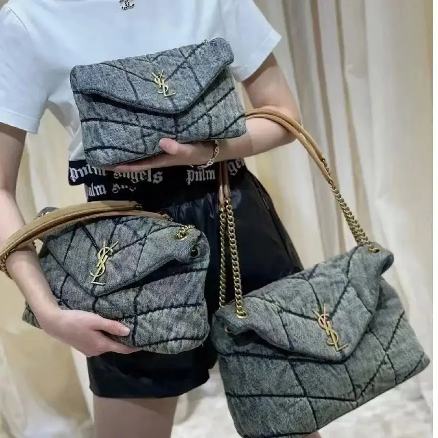 Saint Laurent small fragrance bag vista 2