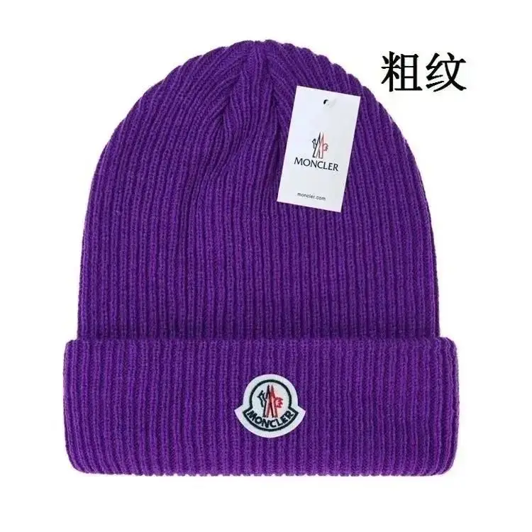 North & Moncler (38 style) vista 4