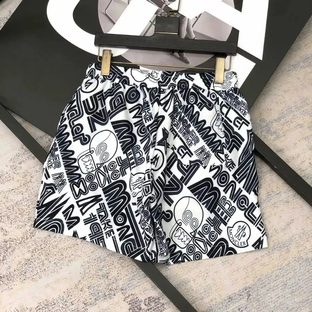 Moncler Graffiti Print Shorts [2 styles] vista 2