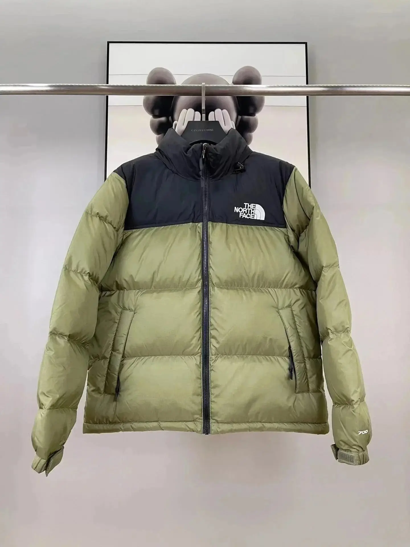 The North Face Nuptse Down Jacket [30 styles] vista 3