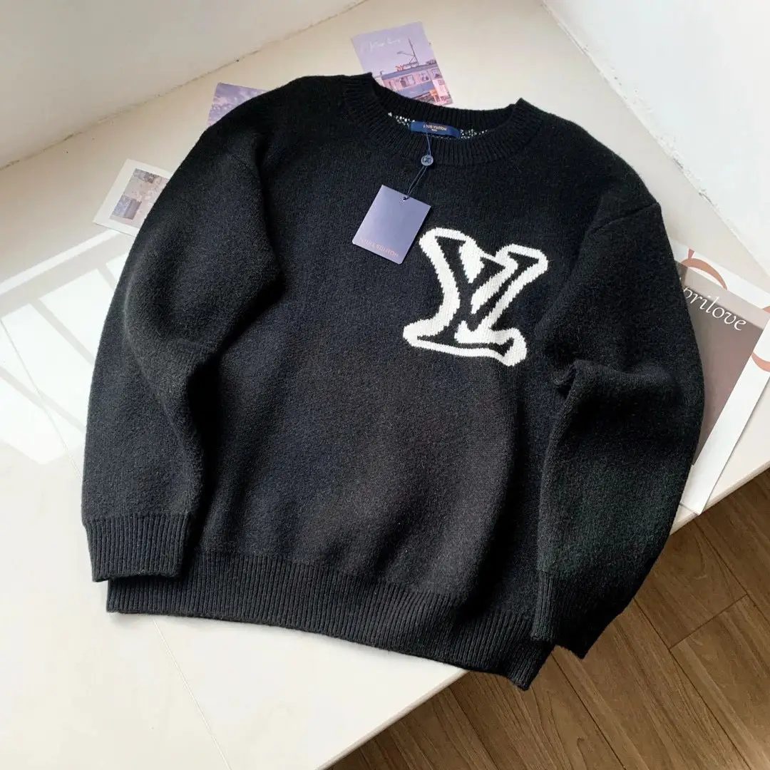 Louis Vuitton Monogram Knit Sweater [2 styles] vista 4