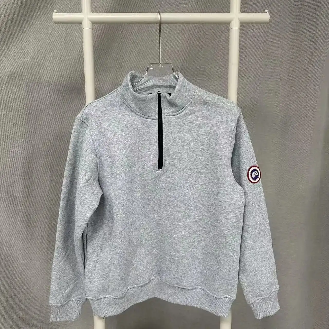 Canada Goose Sweatshirt Pants Jacket vista 2