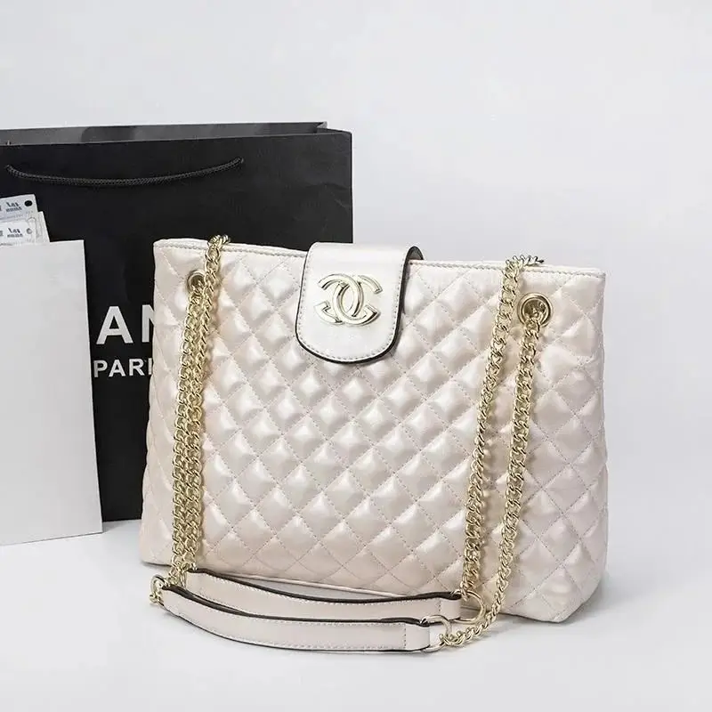 Chanel Bag vista 3