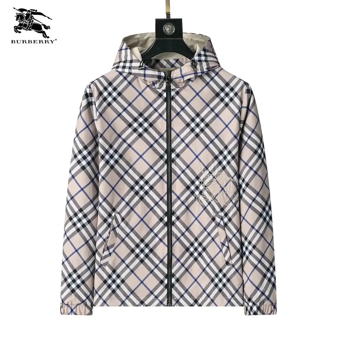Burberry Check Print Hooded Jacket vista 3