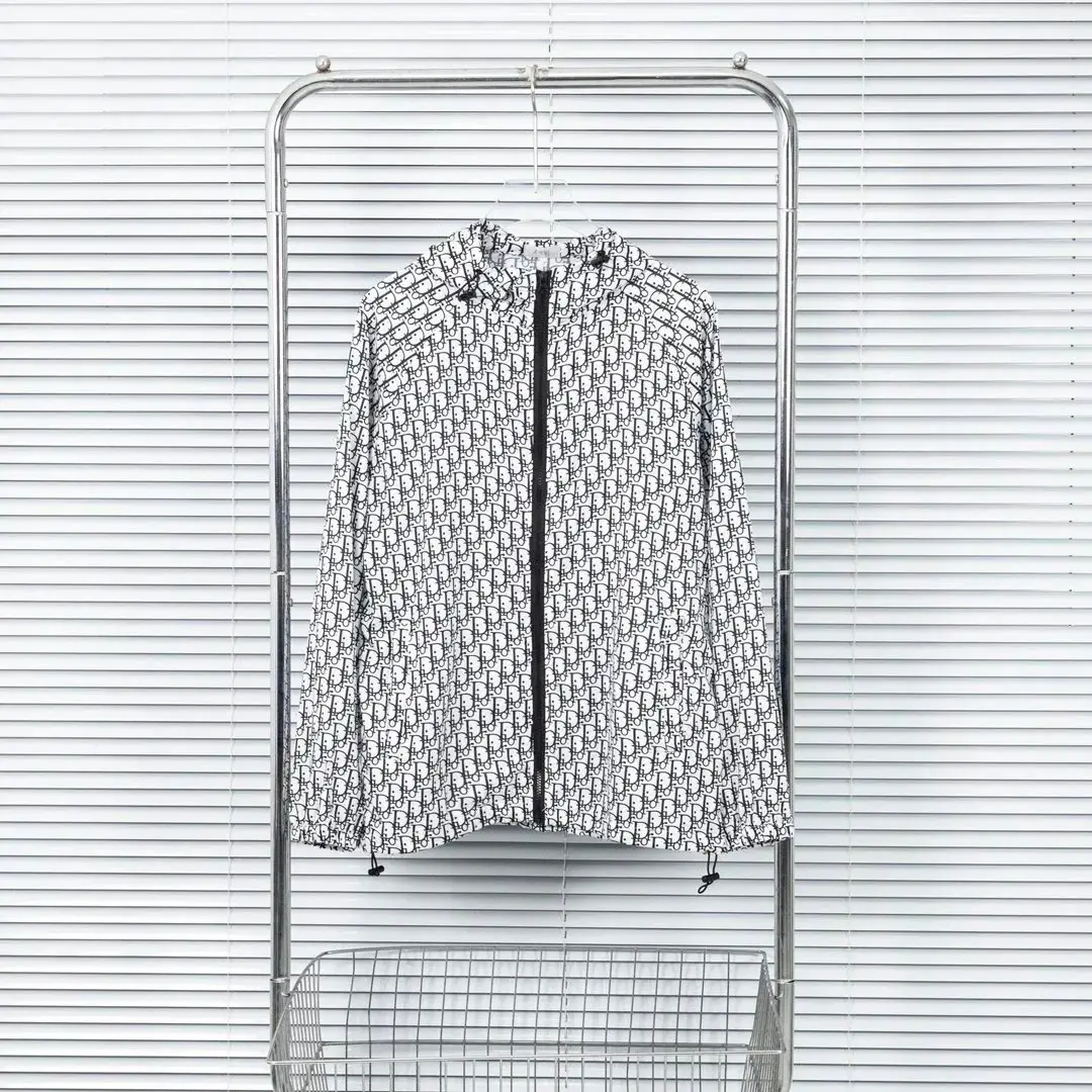 Dior coat (15 styles) vista 2