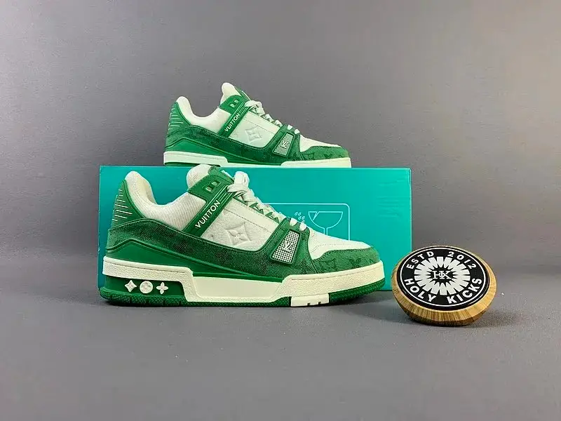 Louis Vuitton Trainer Sneakers vista 2