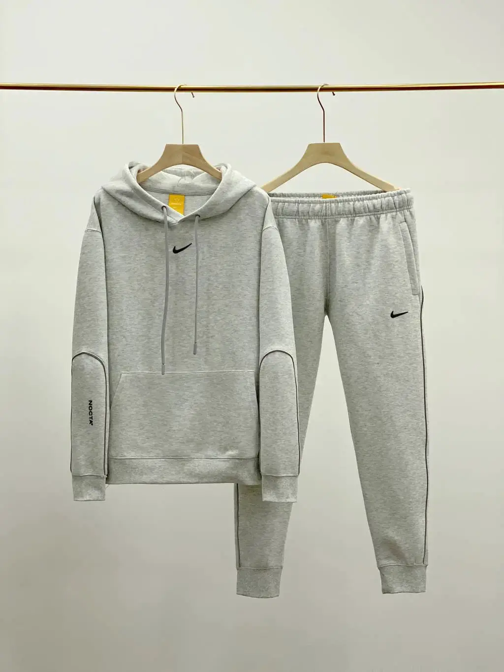 Nike Tech Fleece Hoodie & Pants Set vista 4