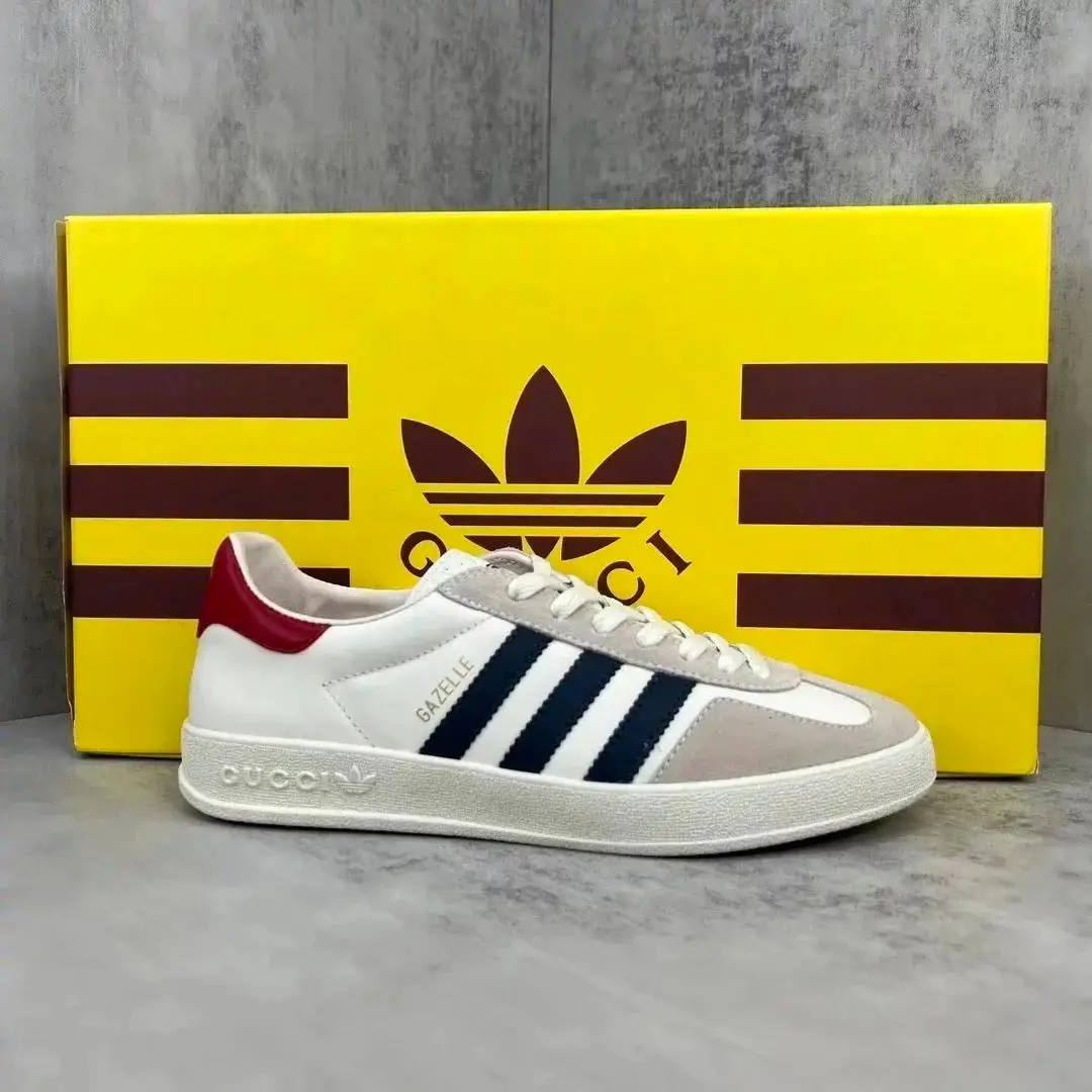 Gucci Gazelle Sneakers vista 2