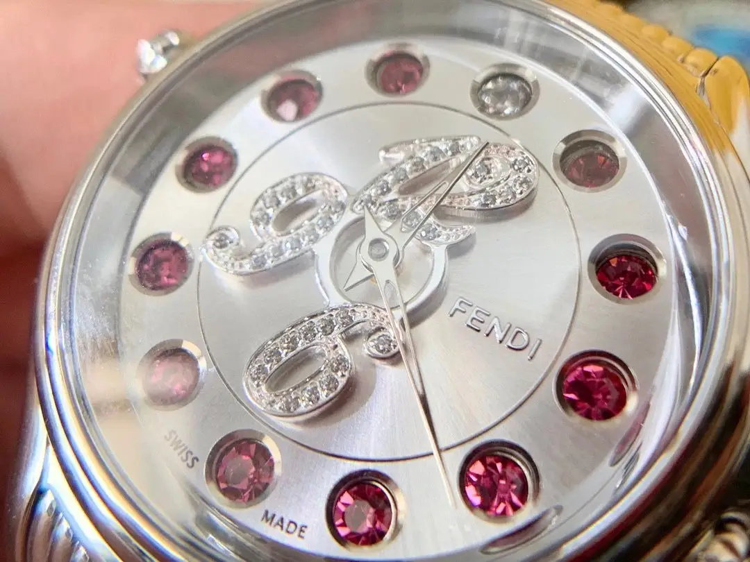 Fendi Quartz Watch [3 styles] vista 4