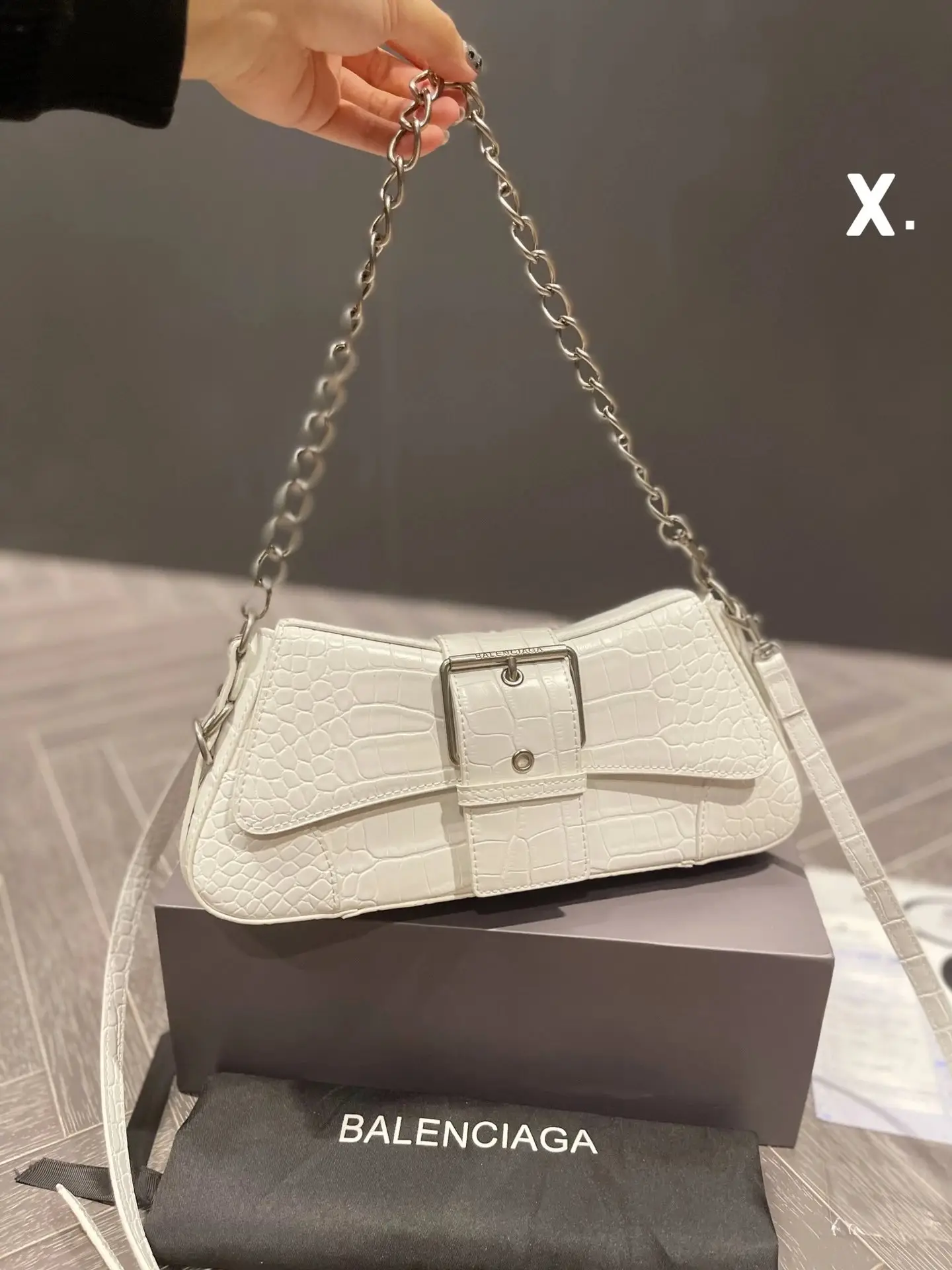 Balenciaga Chain Bag [15 styles] vista 4