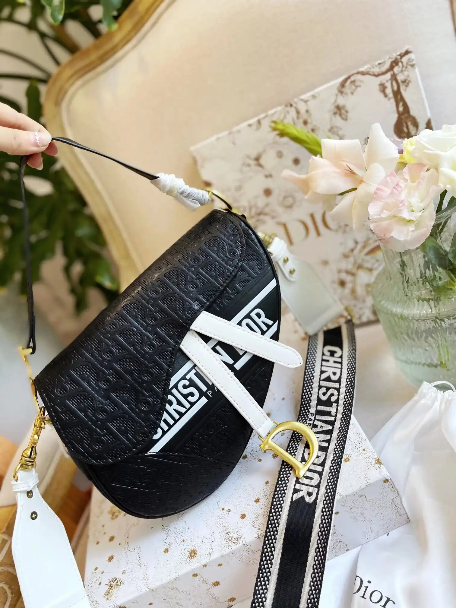 Dior Saddle Bag [15 styles]