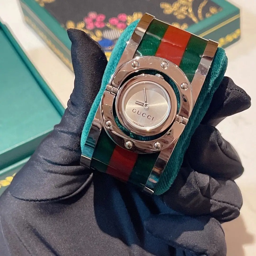 Gucci Quartz Watch [5 styles] vista 3