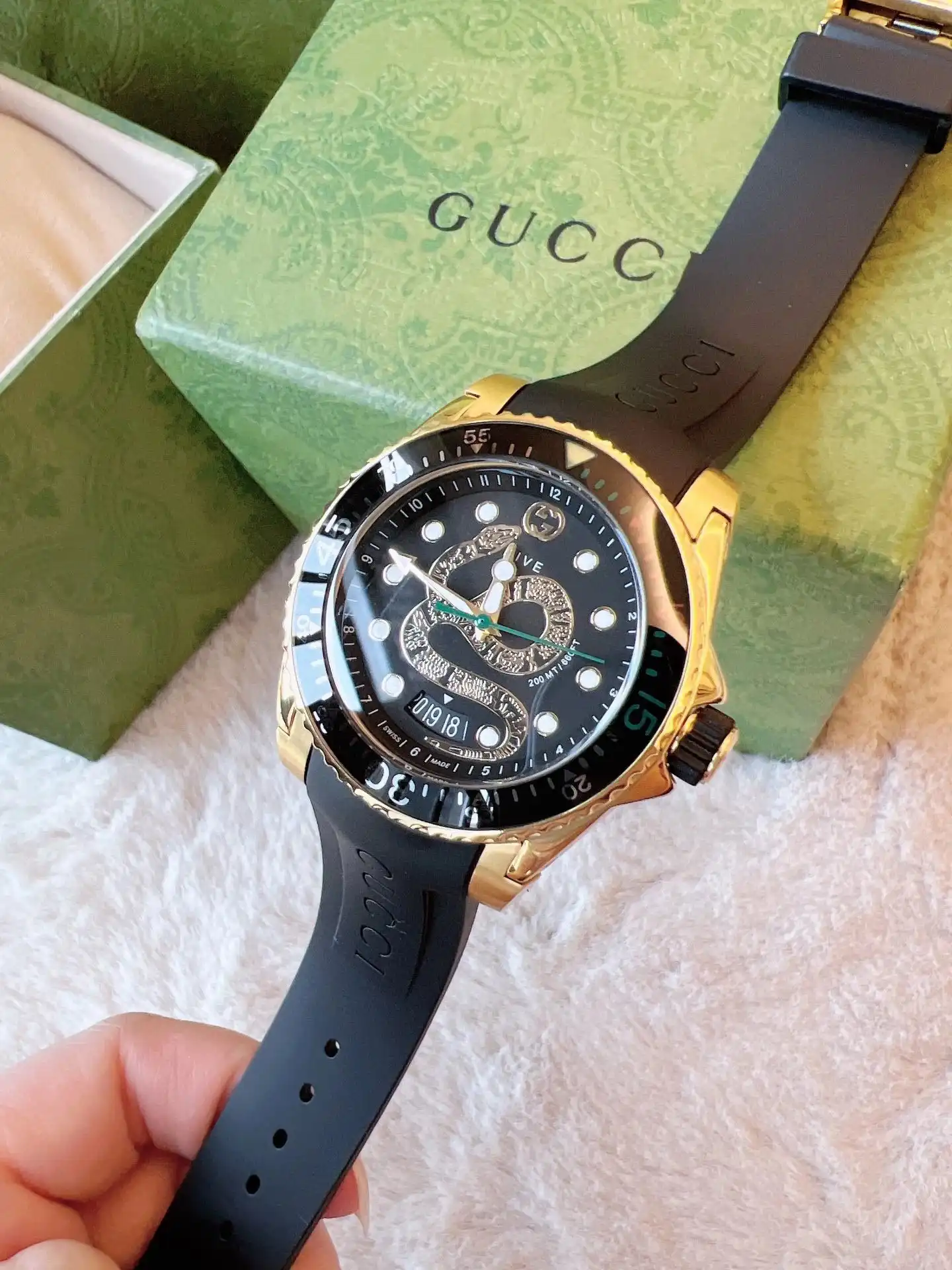 Gucci Mechanical Watch [6 styles] vista 3