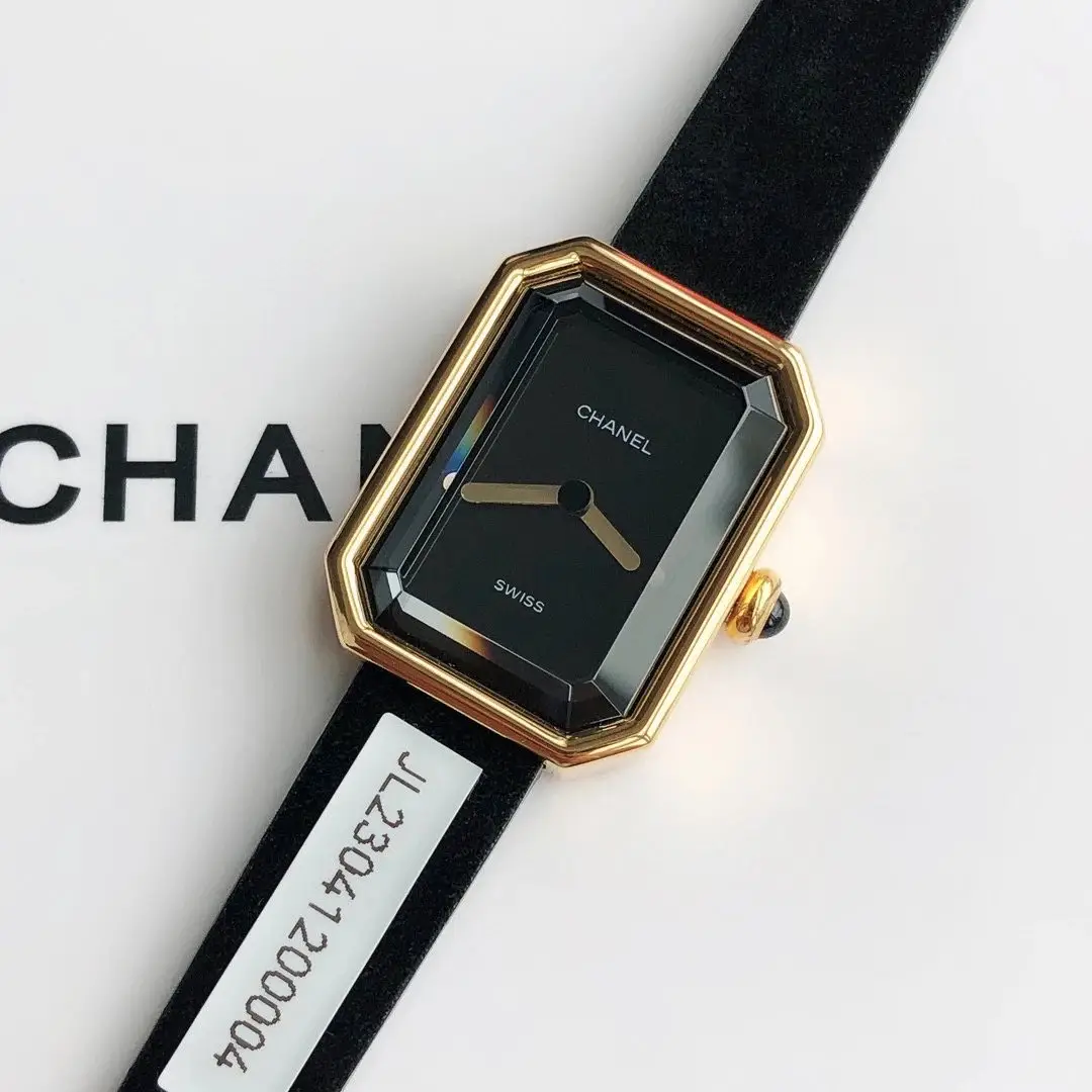 Chanel Quartz Watch [2 styles] vista 4